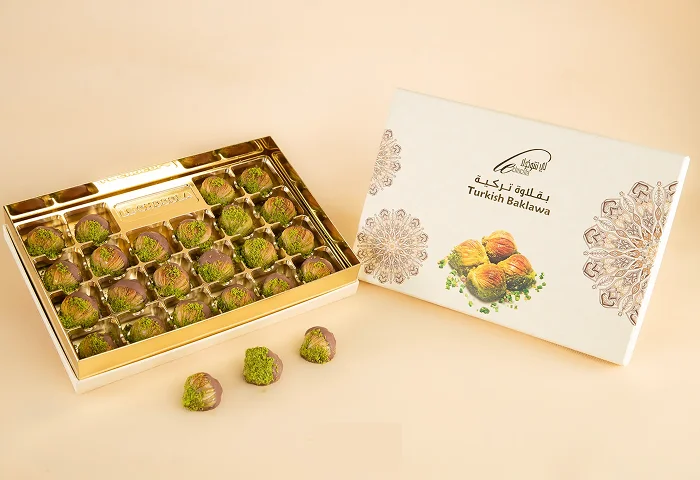 1 confectionery boxes