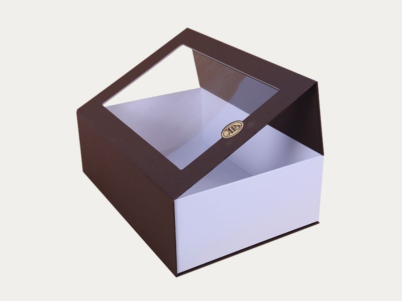 Emenac Packaging's Custom Heart Shaped Boxes are Best to Present  Confectionery Items to Customers