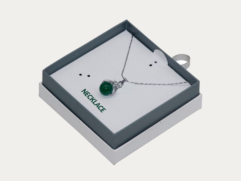 Necklace Boxes
