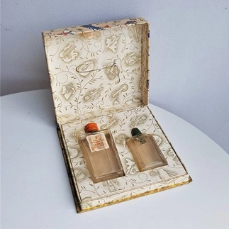  	Large Perfume Boxes:	 